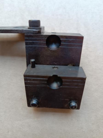 Hola.

Vendo esta turkesa para bolas del .410 
Ideal para las pistolas Galand, Gastinne Renette, La Couture, 00