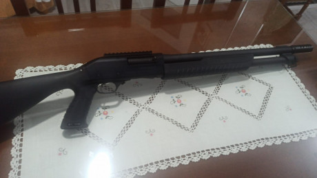 Se vende escopeta fabarm táctica calibre 12 de un compañero de campo de tiro por 450€ su móvil y whatsapp 01