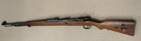 Sin ninguna duda, como coleccionista del Kar 98, el Rolls-Royce de los mismos. Va marcado MAUSER-WERKE 01