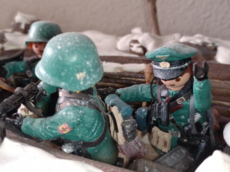 Diorama de la Batalla de Krasny Bor representado por 1 Oficial y 4 Voluntarios de la División Azul en 00