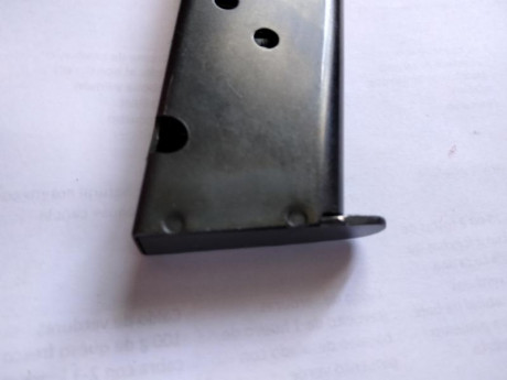Hola , vendo un cargador de Astra 800 del 9mm Para 
el cargador es nuevo sin uso, no es original de fabrica 02
