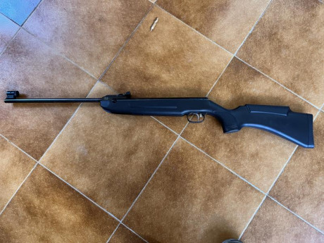 Vendo carabina Weihrauch HW30S del 4,5 sintética está totalmente nueva tiene sobre 2 años, no la uso me 31
