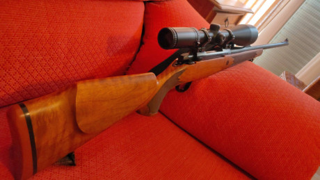 Hola amigos.

Estoy buscando rifle para  zurdo  en  .270 Win , que sea de marcas tales como:   SAUER , 12