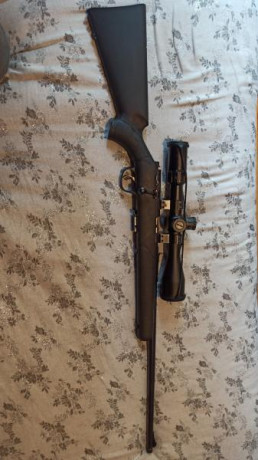 Se vende Rifle Marlin 17xt 17hmr.Capacidad 4+1.Peso 2.2kg.Es un juguete.Tiene sacado rosca y cubrerosca.Esta 02