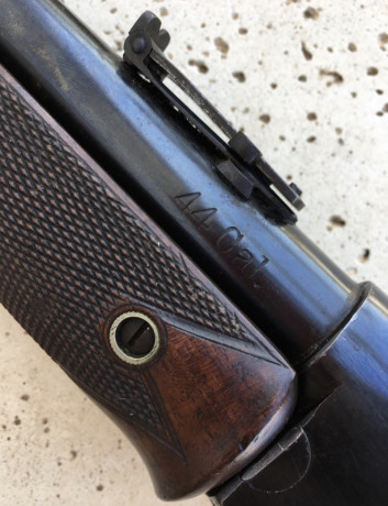 - RIFLE DE LA MARCA COLT MODELO LIGHTNING (RELÁMPAGO) DE TROMBÓN. 
- CALIBRE 44-40.
- EN PERFECTO ESTADO 12