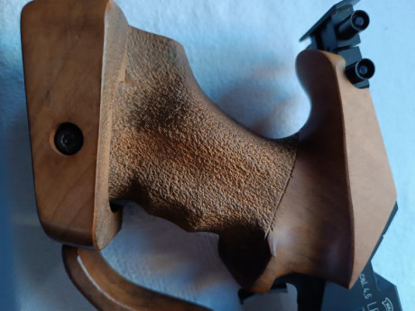 Buenas tardes
Cambio cachas de pistola de aire comprimido Walther LPM-1 talla M (Mediana), por cachas 01