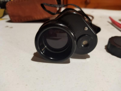 Vendo monocular de calidad con escalas 
62-8WYJ.  98
Óptica fantástica
Claridad perfecta 91