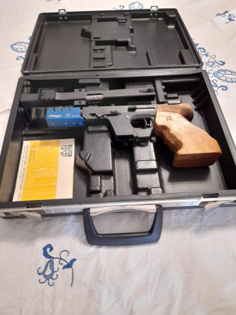 Vendo Walter gsp expeer del22 y carro del 32 gsp por falta de uso ,dos disparadores.cazavainas ,cachas 02