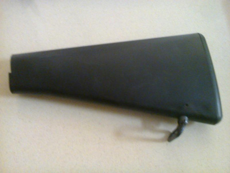 Vendo accesorios y repuestos varios:
2 agujas percutoras 30 € el par
1 cargador para Chiappa M 4 ( Nuevo 12