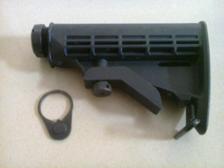 Vendo accesorios y repuestos varios:
2 agujas percutoras 30 € el par
1 cargador para Chiappa M 4 ( Nuevo 11
