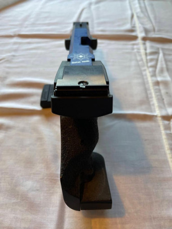 VENDIDA

Vendo pistola Hammerli SP20 en calibre 22. Perfecta para tiro deportivo y entrenamiento. Pistola 01