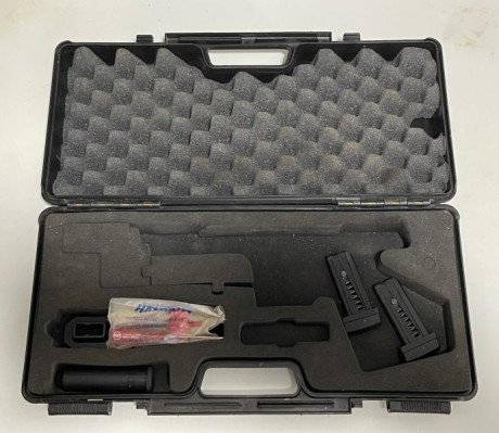 VENDIDA

Vendo pistola Hammerli SP20 en calibre 22. Perfecta para tiro deportivo y entrenamiento. Pistola 00