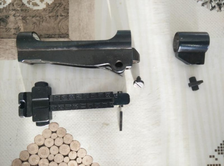 Vendo toda las partes no fundamentales de Mauser 98 fabricado en 1910.
Se trata del modelo Uruguayo de 12