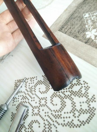 Vendo toda las partes no fundamentales de Mauser 98 fabricado en 1910.
Se trata del modelo Uruguayo de 32