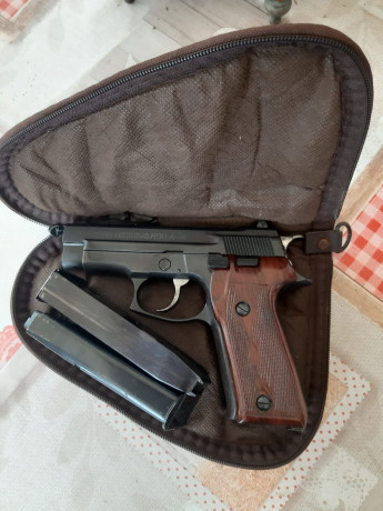 Por limpieza de armero pngo en venta una ASTRA A-80 en estado Bueno Pertenecia a un oficial G.C. y este 00