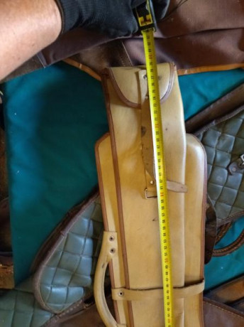 Vendo 9 fundas que tenia por casa, unas estan casi nuevas y otras no muy bien pero todas funcionales

Precio 12