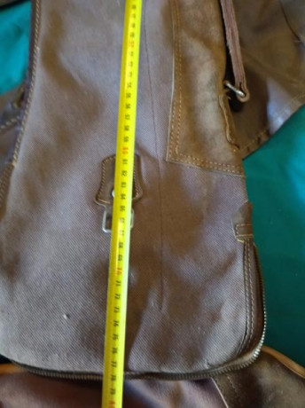 Vendo 9 fundas que tenia por casa, unas estan casi nuevas y otras no muy bien pero todas funcionales

Precio 10