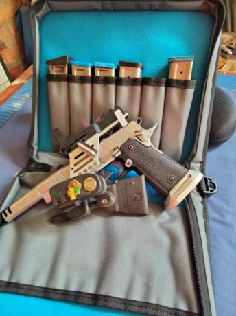 SPS DE OPEN , POCOS DISPAROS, A ESTADO GUARDADA MUCHOS AÑOS , 38 SUPER ,5 CARGADORES , FUNDA Y ALGUNOS 02