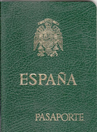  EN RECUERDO Y HOMENAJE A LOS QUE YA NO ESTÁN. 

Si pones en  GOOGLE   PASAPORTES EN LA MEMORIA  da igual 90