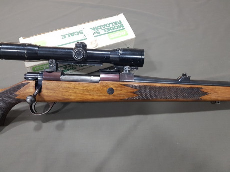 Vendo rifle Sako de cerrojo cal. 300wm con bases/monturas Shuler y visor por 700€. Lo vendo por tener 10