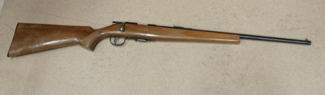 Carabina marca Onena, calibre 22 LR modelo 500 que incluye a diferencia de la 400 una base para ajustar 01