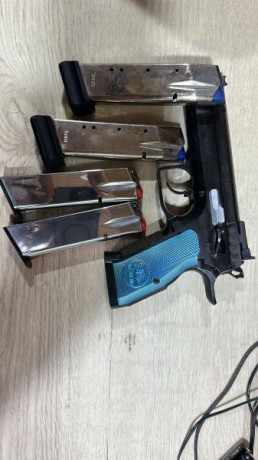 Buenas a todos, Un amigo me pide que le anuncie esta pistola. Cualquier duda o aclaración al teléfono 02