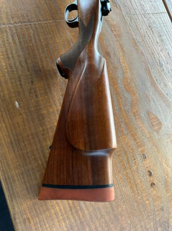 Buenas a todos, Un amigo me pide que le anuncie este rifle. Cualquier duda al teléfono que pondré.  Gracias.

SE 22
