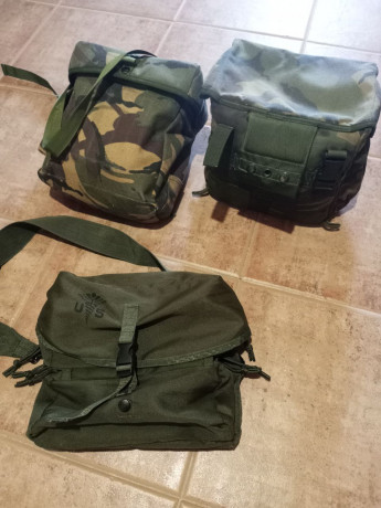 Vendo Pack bolsas militares, 2 bolsas DPM mascara antigas(a una le falta la correa) y bolso medico de 00