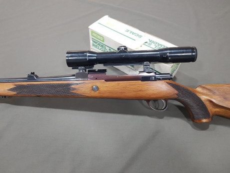 Vendo rifle Sako de cerrojo cal. 300wm con bases/monturas Shuler y visor por 700€. Lo vendo por tener 32
