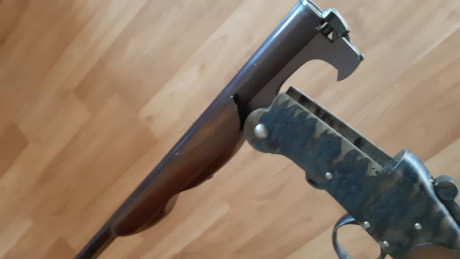 En venta escopeta calibre 410 marca CHIMBO. Preferiblemente entrega en mano. Admite Magnum.
El estado 100