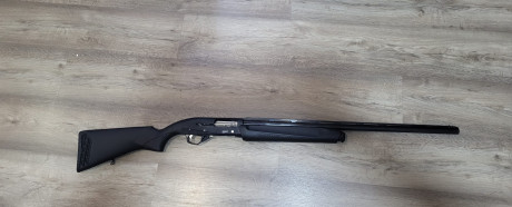 Se vende BAIKAL SEMIAUTATICA DEL 12 seminueva , por no usar , económica, ha tirado unos 100 cartuchos 01