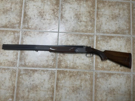VENDIDA 
Se vende escopeta superpuesta Fabarm de caza calibre 12. 
La tengo hace poco comprada a un conocido 02