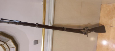 Rifle Francés de ST Étienne, convertido de chispa a percusión.
precio 850, contacto por privado  Mas fotos 01