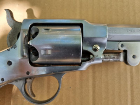 Vendo revolver ROGERS & SPENCER del fabricante SAN PAOLO en acero inoxidable, calibre 44. Precio 300 01