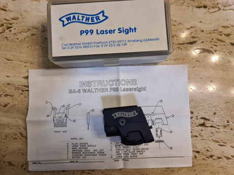 Tengo una unidad sin usar de este laser, diseñado para el rail de la Walther P99. Es el original, nada 01