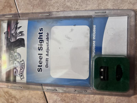 Vendo juego de alza y punto de mira para la Walther P-99.
Estan sin usar en su envase original.
Precio 00