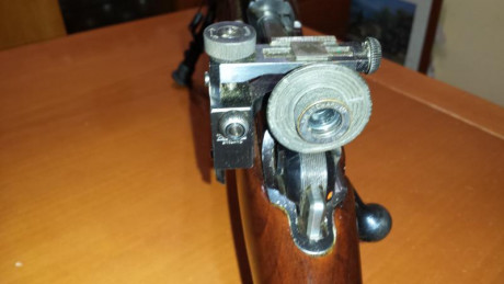 Hola a todos. Pongo a la venta un rifle monotiro del 308W con acción BSA y cañón Schultz&Larssen pesado. 01
