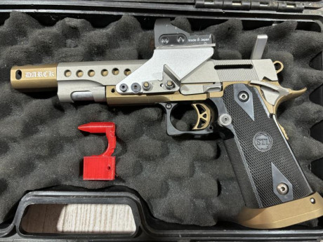 Sti 9mm preparada para open con 3 cargadores 2 Sps uno Sti , cachas de recambio Sps, maleta de transporte 01