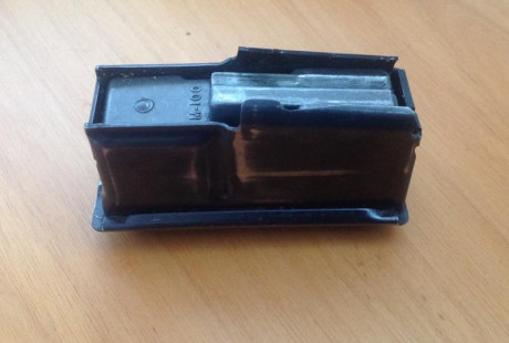Hola a todos, pues eso, vendo 2 cargadores para un Winchester modelo 100 semiautomatico, calibre 308W.

50 00