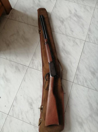 Se vende carabina Rossi - Taurus cal 45 L C
Solo estrenando, en perfecto estado. Tiene seguro en el cierre.
No 00