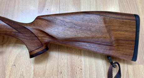 Vendo Sako Bavarian en calibre 7x64 con monturas Apel completas, el rifle guiado en enero está totalmente 02