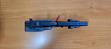 Se vende pistola Walther SSP calibre 22 en 1.150€ muy buen estado y poco uso, con maletín original 01