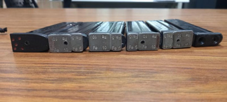 5 cargadores mecgar de 10 tiros en buen estado.
 Se ha tuneado el alojamiento de la retenida para que 10