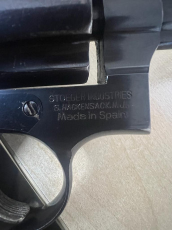Hola a todos.
Pongo en venta esta Revolver LLama CTG COMANCHE II calibre 38 special.
Este Modelo CTG COMANCHE 02