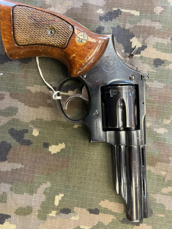 Hola a todos.
Pongo en venta esta Revolver LLama CTG COMANCHE II calibre 38 special.
Este Modelo CTG COMANCHE 01