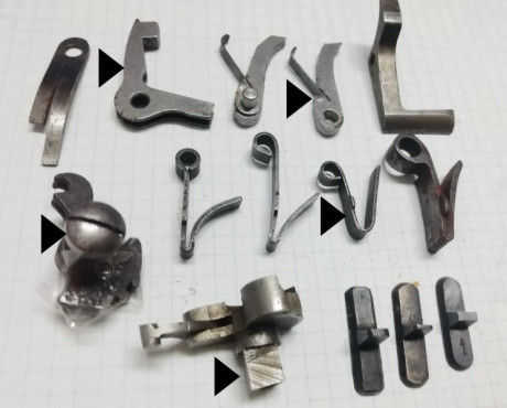  flecha.jpg VENDO  repuestos varios para armas de avancarga , según se ve en la foto.
Precio 20 euros. 00