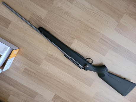 Vendo Tikka t3x Superlite en calibre 270win , solo pesa 2,700 kg y tira muy bien.
Tiene 30 tiros pegados.
Va 02