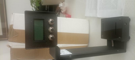 Solo se ha usado una vez, nuevo cuesta 159€ en armería Ayala. Lo vendo por 100€. Se puede probar en Tarragona. 02