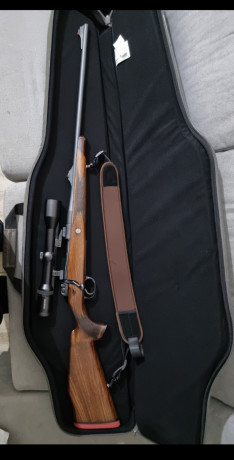 Vendo o cambio heym sr21 1gen. Dos tetones. De los primeros sr21.  Del 9,3x62 con swarovski habitch 1,5-6x42. 12