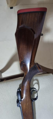 Vendo o cambio heym sr21 1gen. Dos tetones. De los primeros sr21.  Del 9,3x62 con swarovski habitch 1,5-6x42. 10